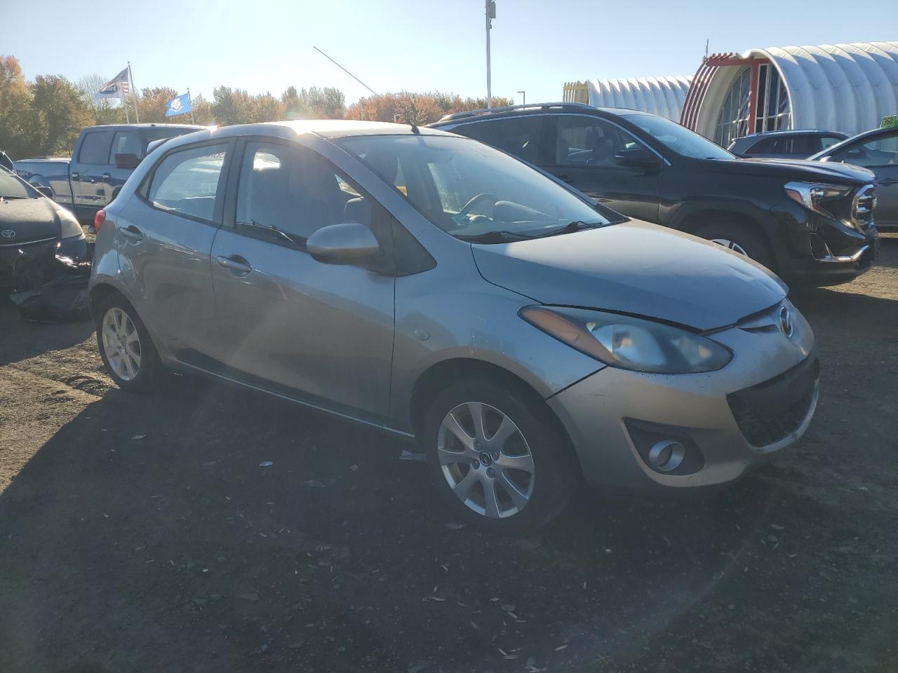 Mazda 2 Image 10