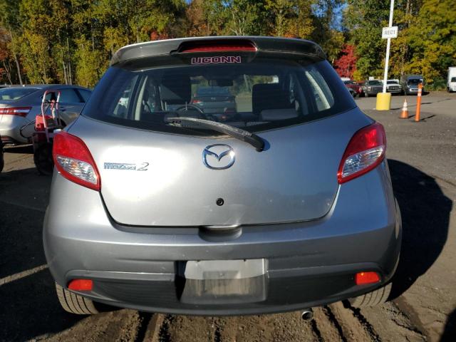 Mazda 2 Image 9