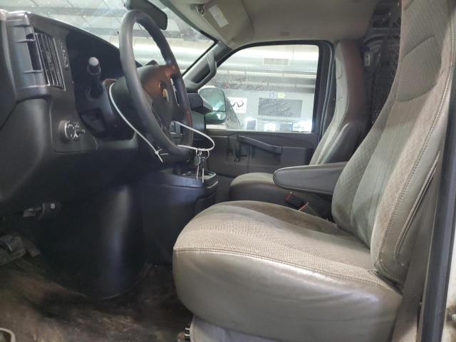 Chevrolet Express Image 8