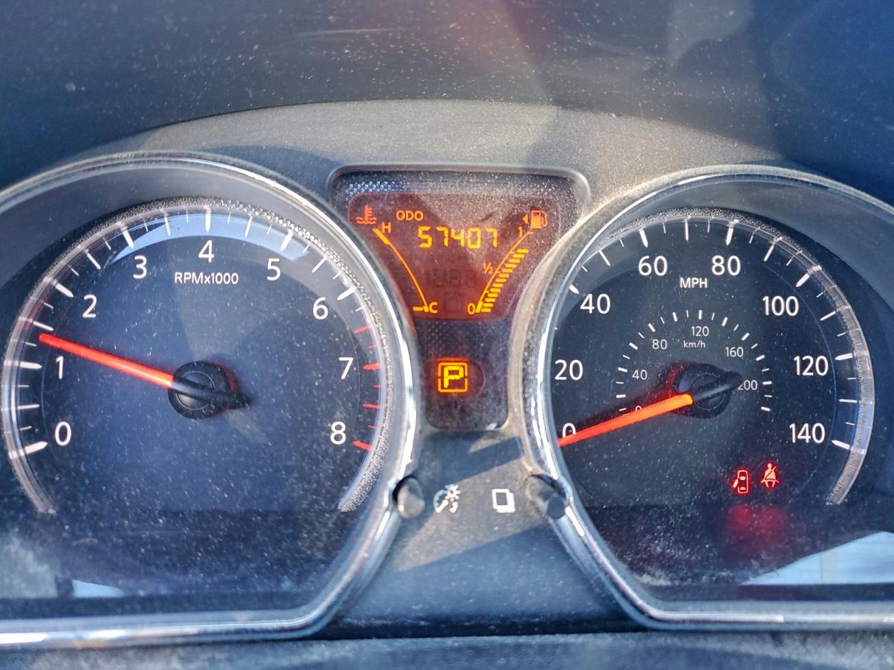 Nissan Versa S Image 7