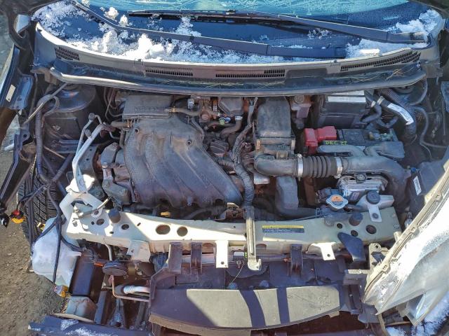 Nissan Versa S Image 12