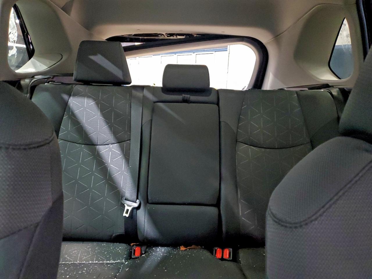 Toyota RAV4 Xle Image 8