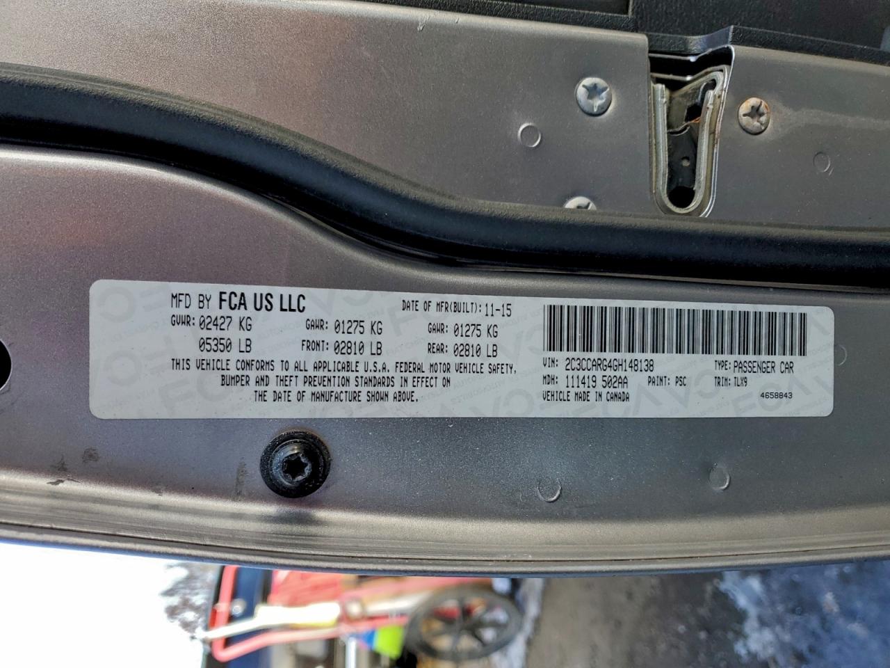 Chrysler 300 Limited Image 6