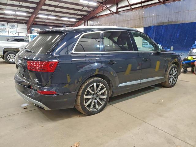 Audi Q7 Premium Plus Image 2