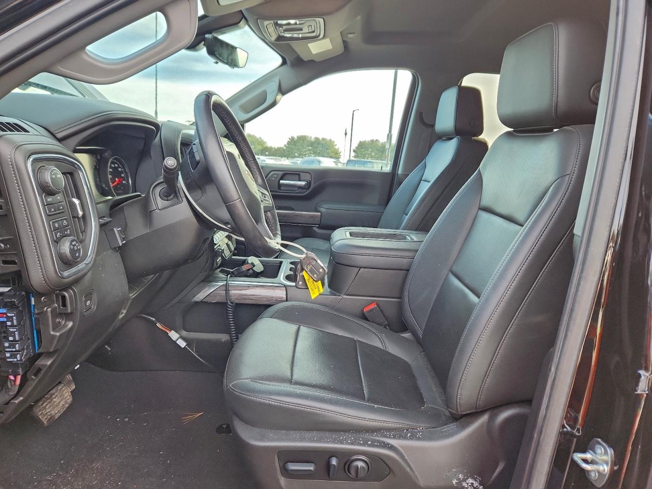 Chevrolet Silverado K3500 Ltz Image 6