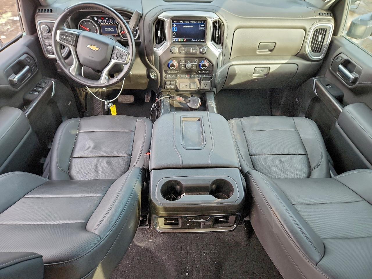 Chevrolet Silverado K3500 Ltz Image 13