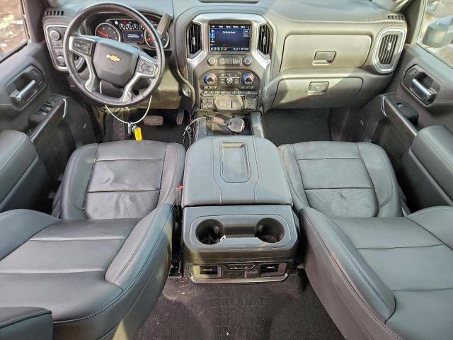 Chevrolet Silverado K3500 Ltz Image 13