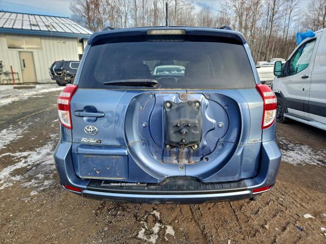 Toyota RAV4 Image 10