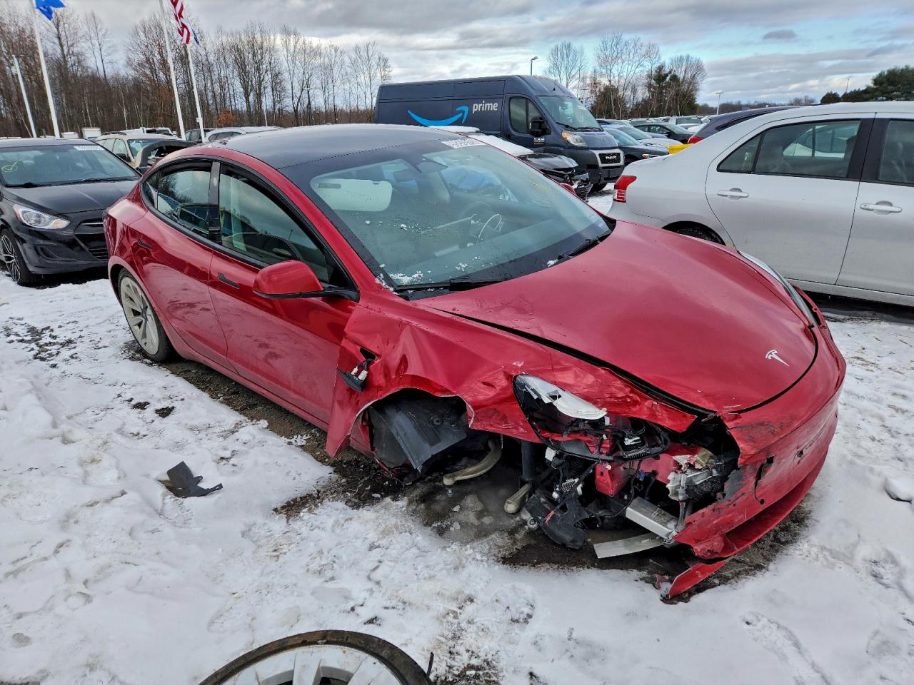 Tesla Model 3 Image 3