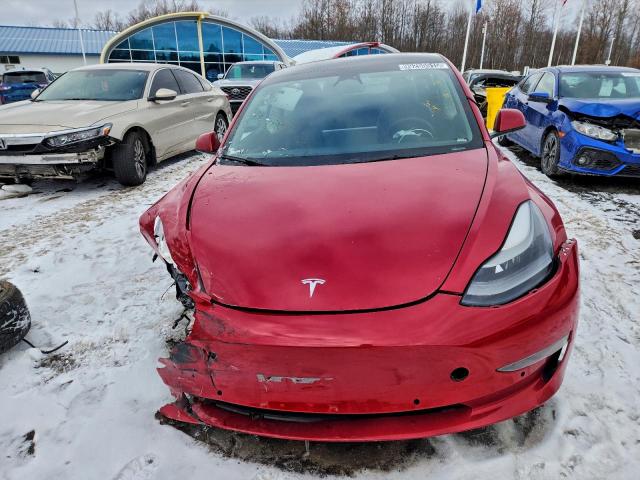 Tesla Model 3 Image 5