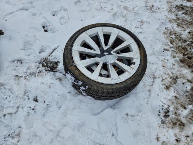 Tesla Model 3 Image 13