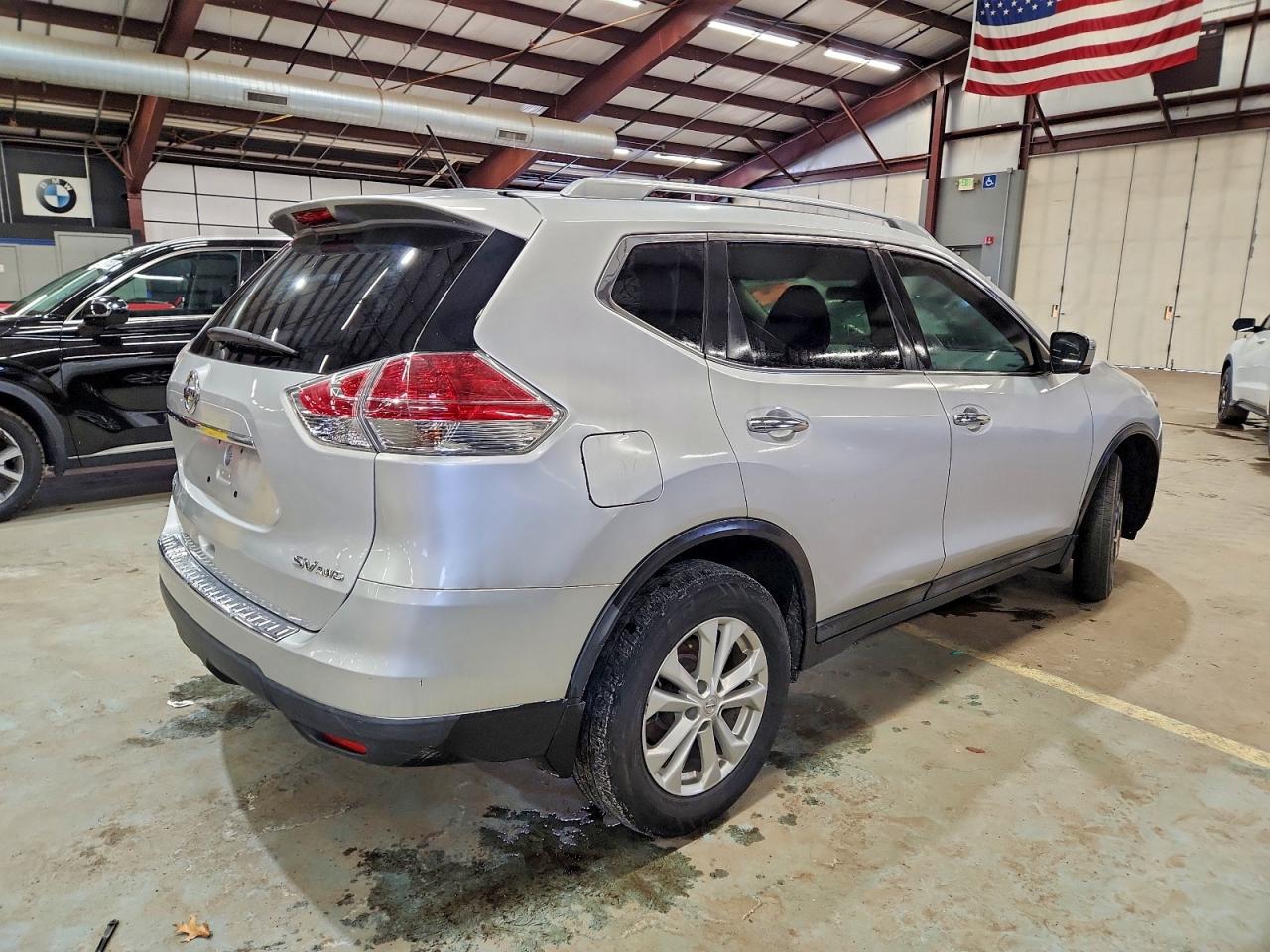 Nissan Rogue S Image 10