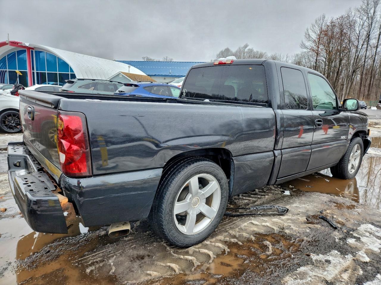 Chevrolet Silverado Ss Image 3