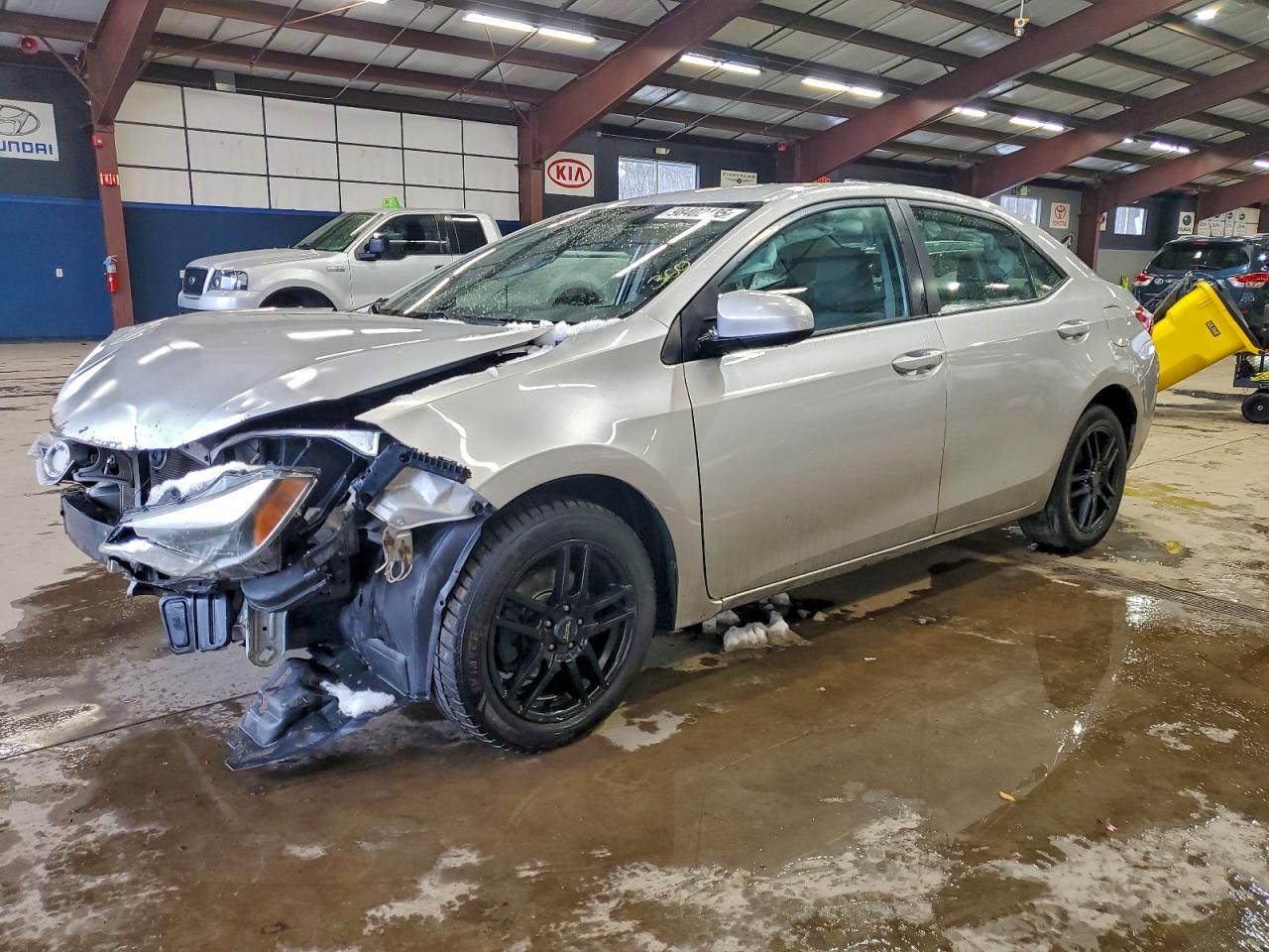 Toyota Corolla L Image 1