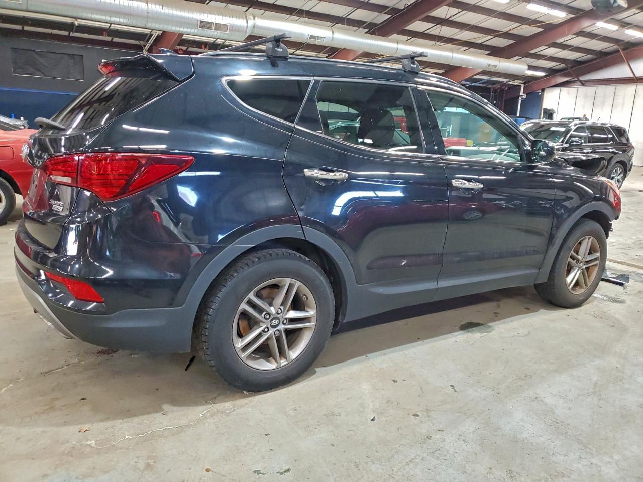 Hyundai SANTA FE Image 13