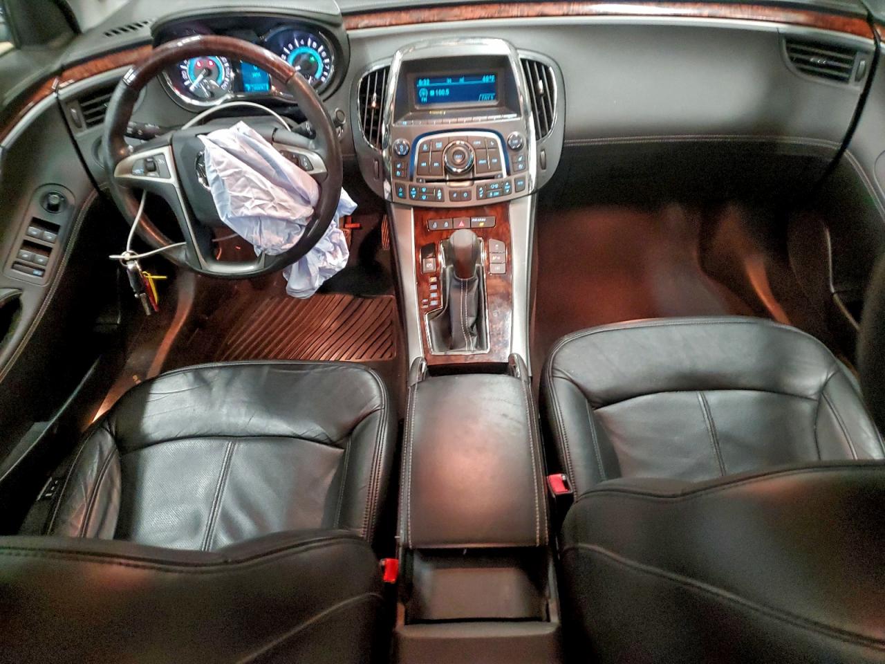 Buick LaCrosse Cxl Image 4