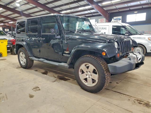 Jeep Wrangler Sahara Image 4