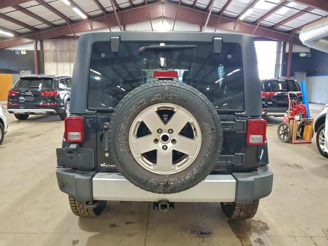 Jeep Wrangler Sahara Image 11