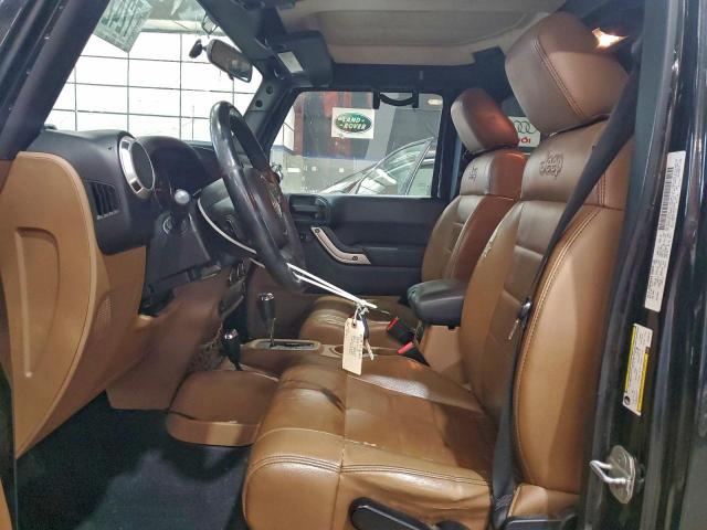 Jeep Wrangler Sahara Image 7