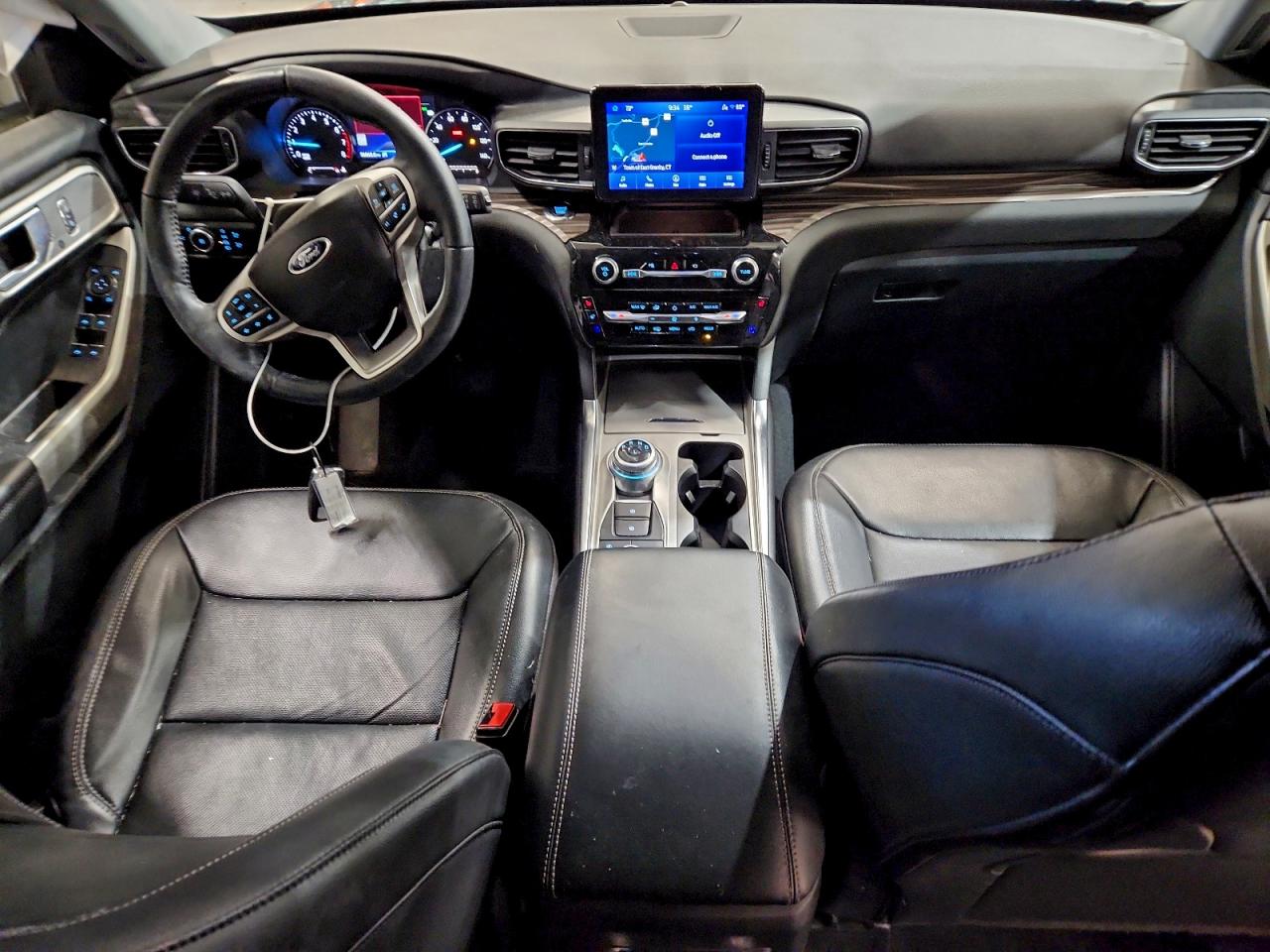 Ford Explorer Limited Image 5