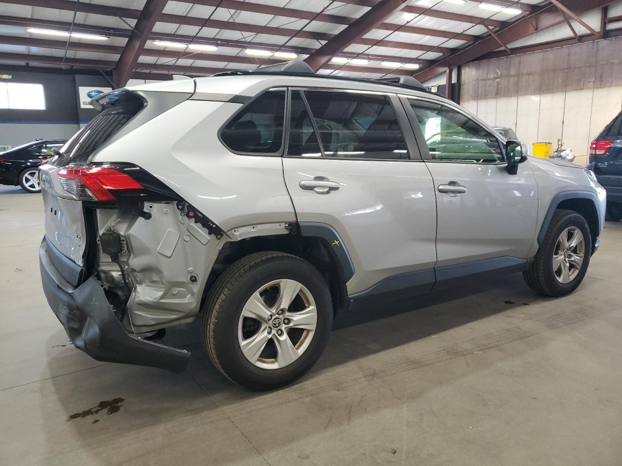 Toyota RAV4 Xle Image 10