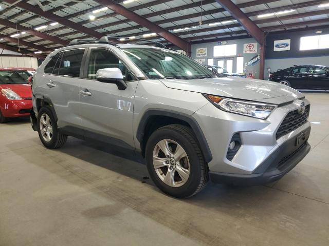 Toyota RAV4 Xle Image 9