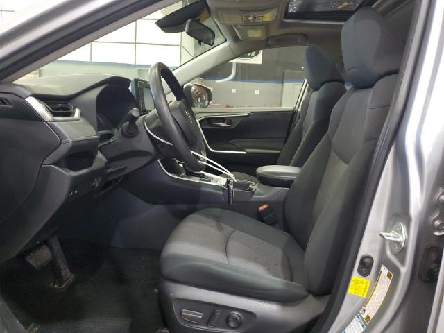 Toyota RAV4 Xle Image 3