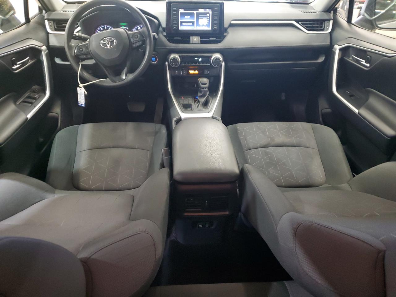 Toyota RAV4 Xle Image 14