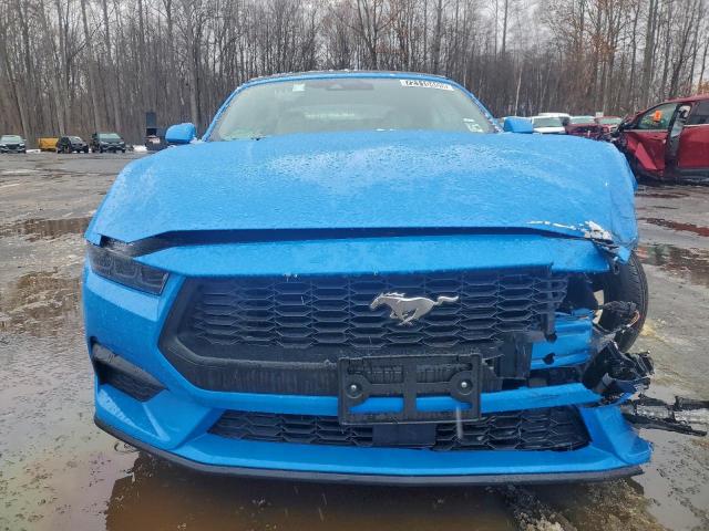 Ford Mustang Image 13