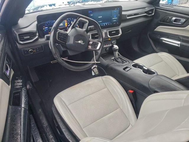 Ford Mustang Image 9