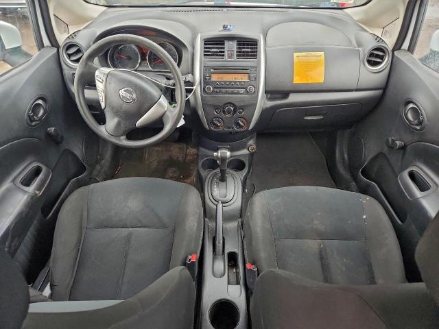 Nissan Versa S Image 3