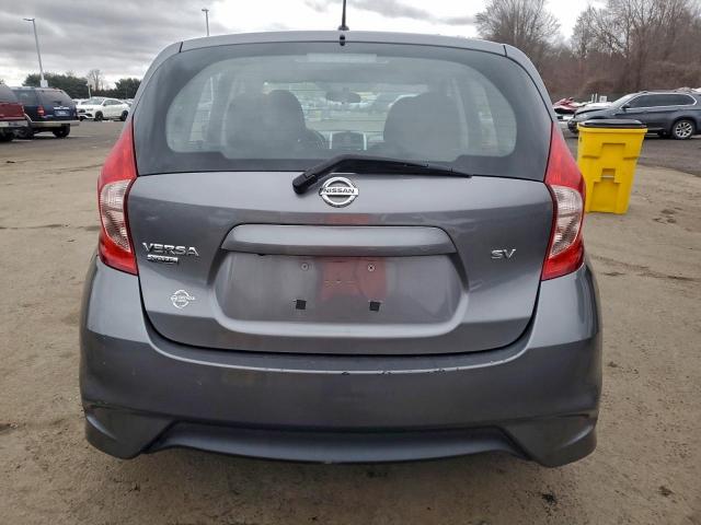 Nissan Versa S Image 6