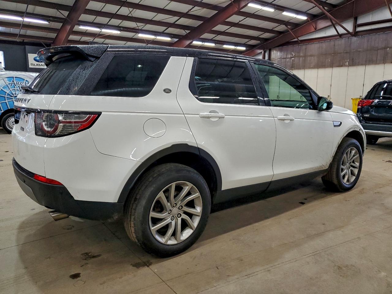 Land Rover Discovery Hse Image 2