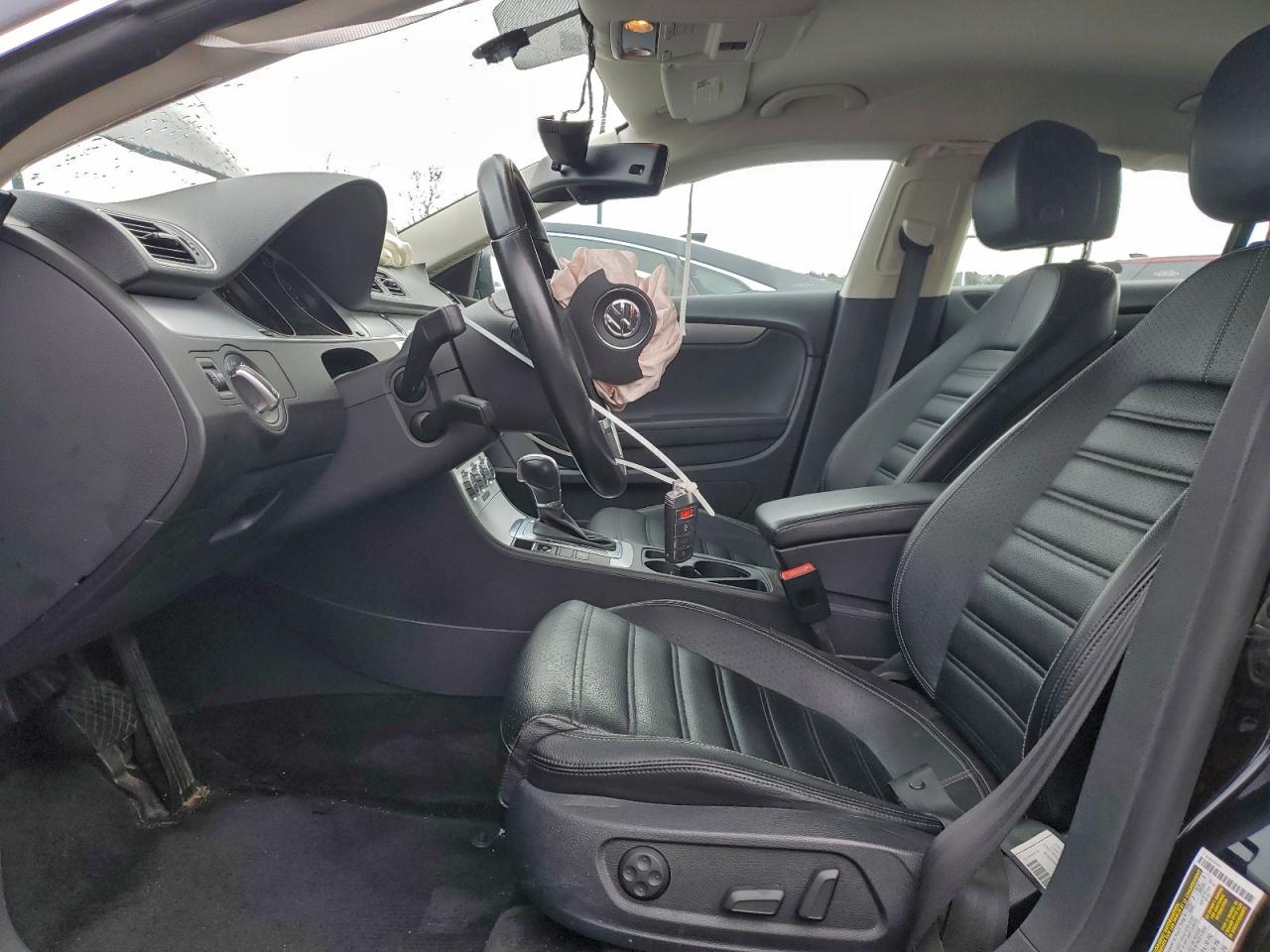 Volkswagen CC Sport Image 5