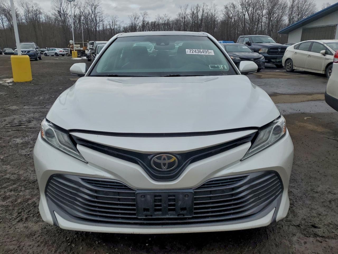 Toyota Camry L Image 4