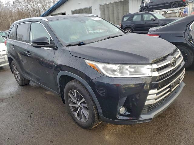 Toyota Highlander Se Image 10