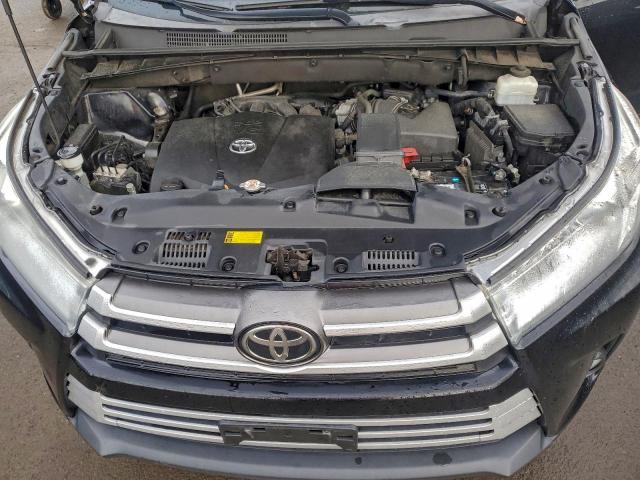 Toyota Highlander Se Image 4