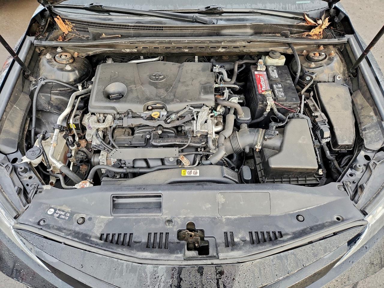 Toyota Camry L Image 7