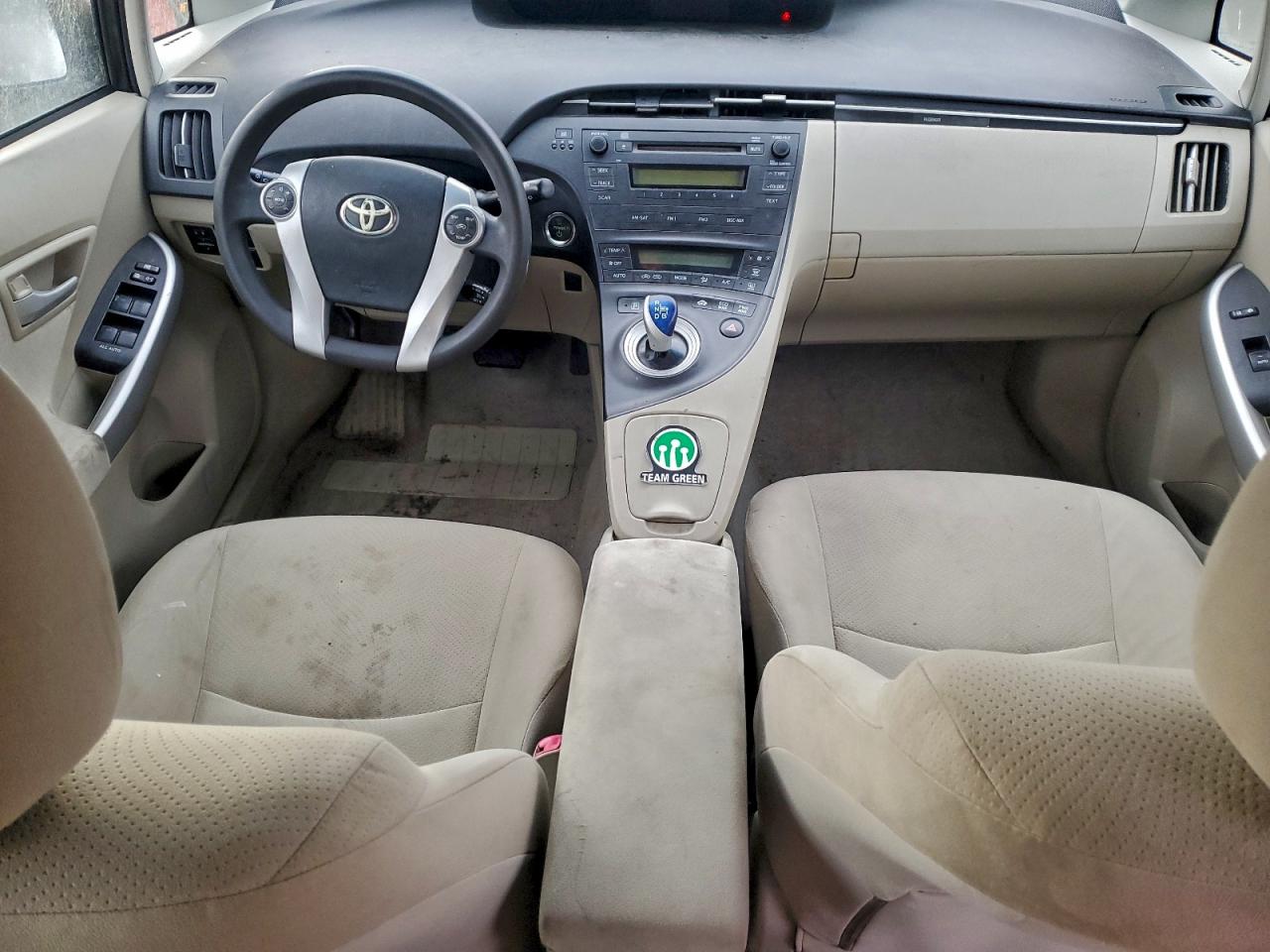 Toyota Prius Image 10