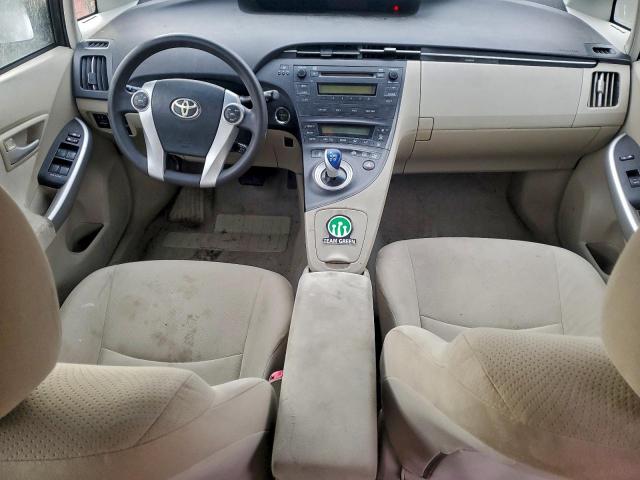 Toyota Prius Image 10