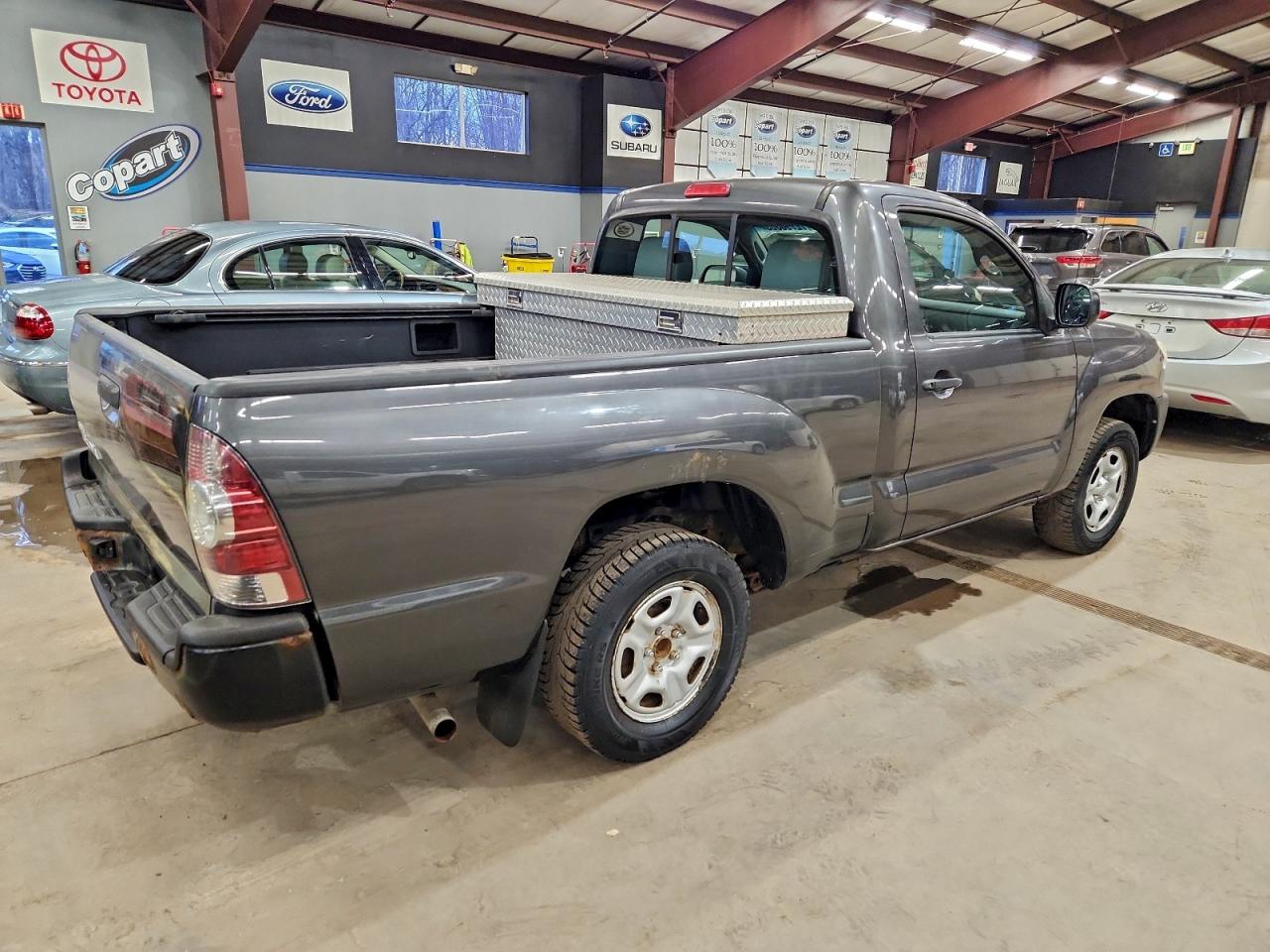 Toyota Tacoma Image 7