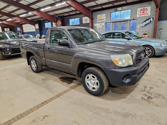 Toyota Tacoma Image 2