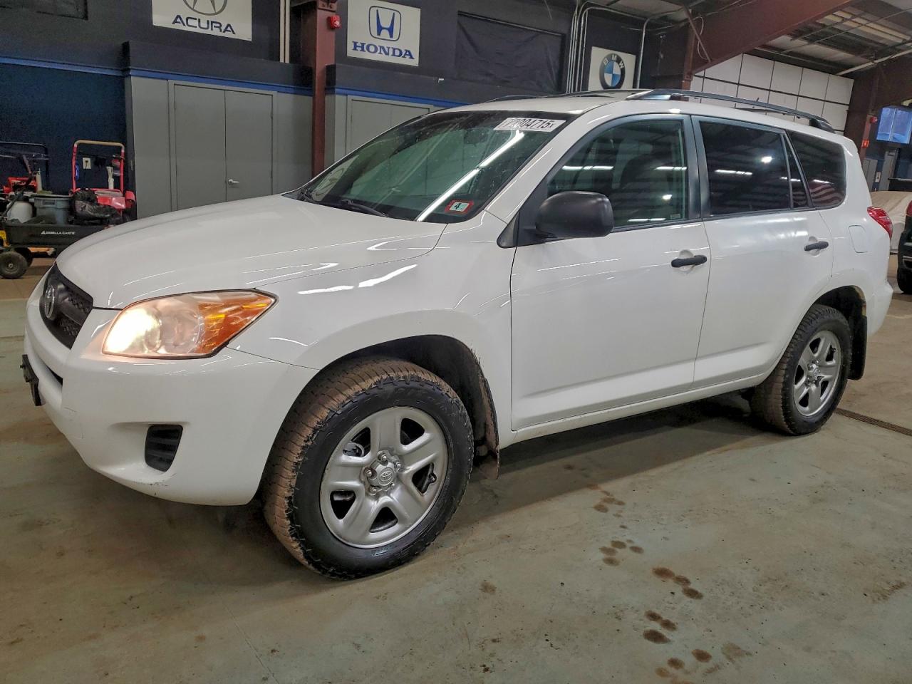 Toyota RAV4 Image 1
