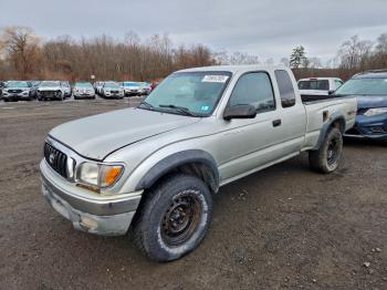  Salvage Toyota Tacoma