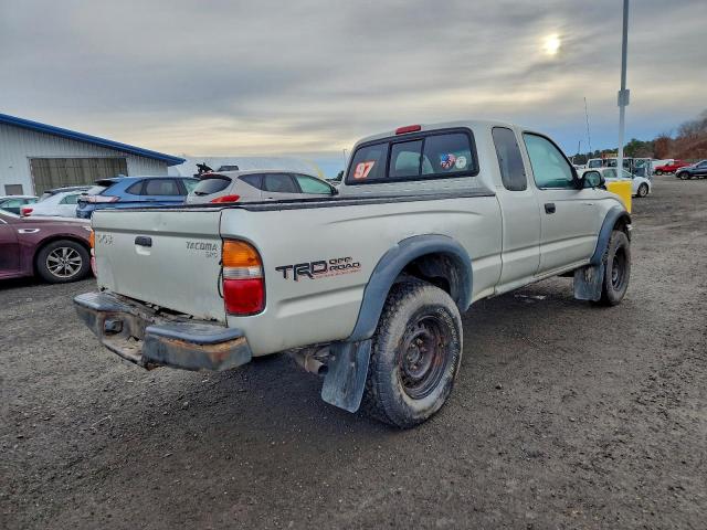 Toyota Tacoma Xtracab Image 8