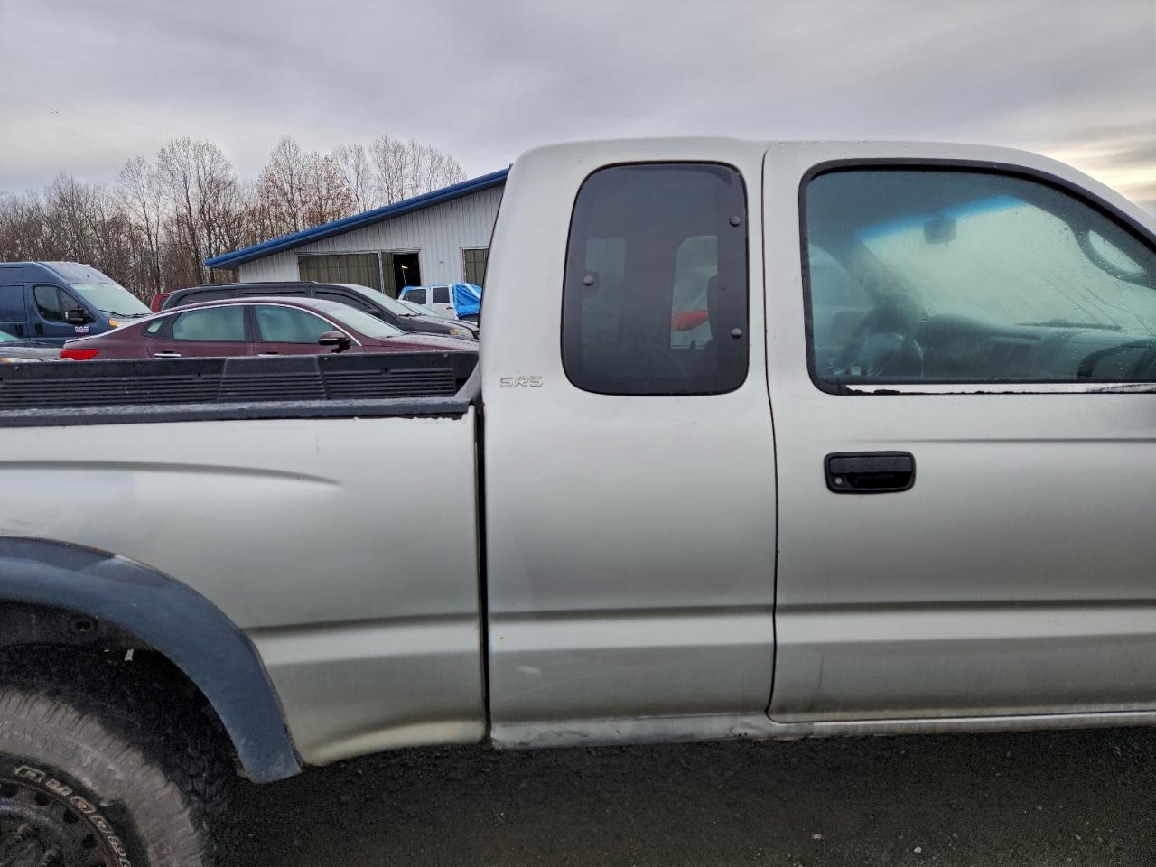 Toyota Tacoma Xtracab Image 12