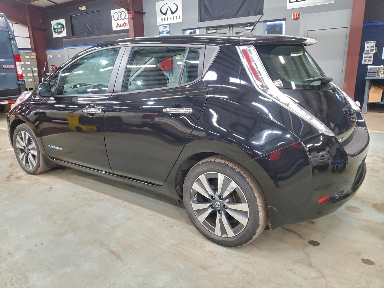 Nissan LEAF Sv Image 2