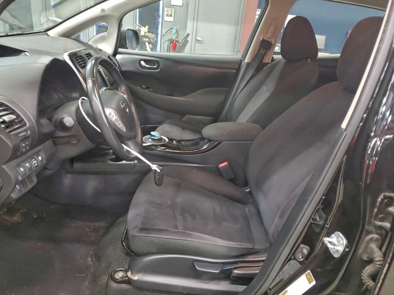 Nissan LEAF Sv Image 6